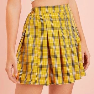 MAKE AN OFFER! Yellow plaid skirt
